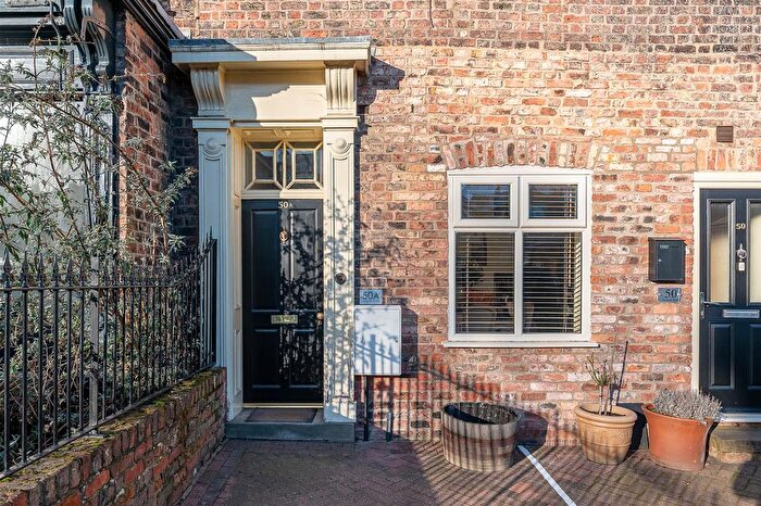 1 Bedroom Flat For Sale In Holgate Road, York, YO24
