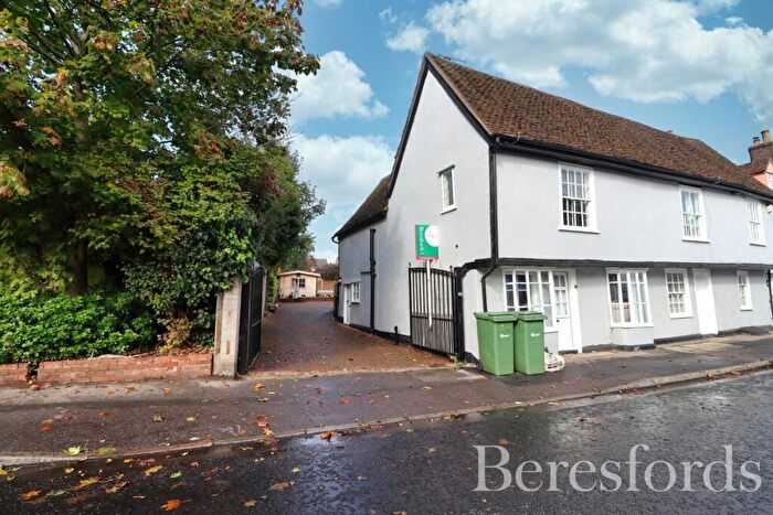 3 Bedroom End Of Terrace House For Sale In High Street, Kelvedon, CO5