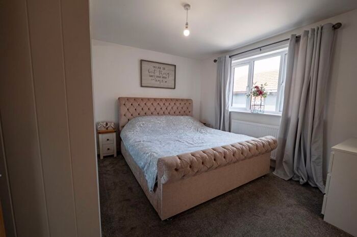 4 Bedroom Detached Bungalow For Sale In The Croft, Crowle, DN17