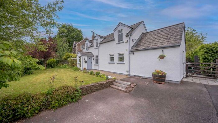 3 Bedroom Detached House For Sale In School Lane, Penperlleni, NP4