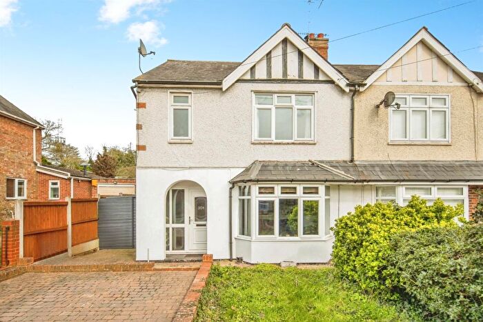 3 Bedroom Semi Detached House For Sale In Old Heath Road, Colchester, CO2