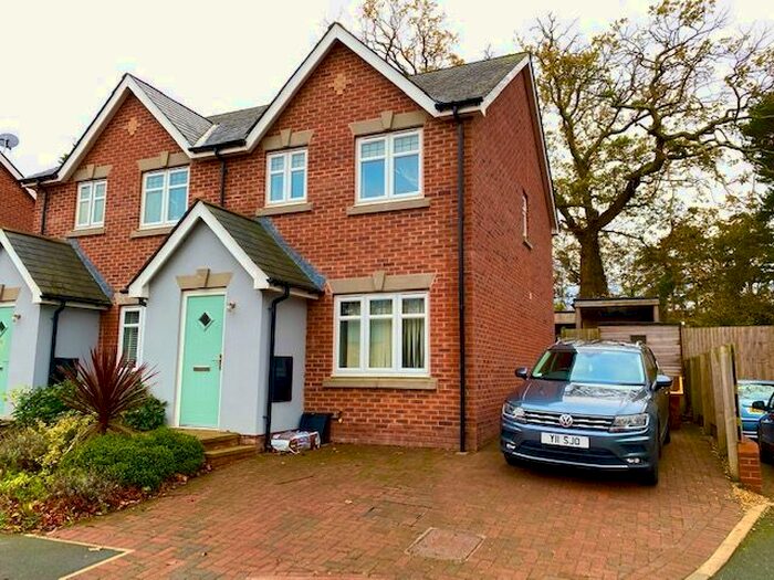 2 Bedroom Semi-Detached House To Rent In Plas Y Coed, Bangor, LL57