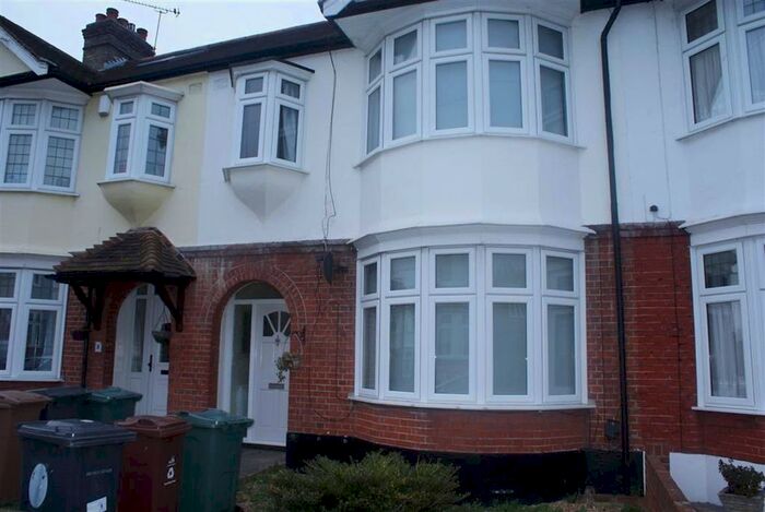 3 Bedroom Terraced House To Rent In Richmond Road, London E4