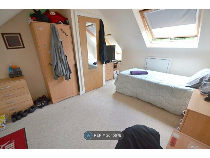 4 Bedroom Terraced House To Rent In Bonhay Road, Exeter, EX4