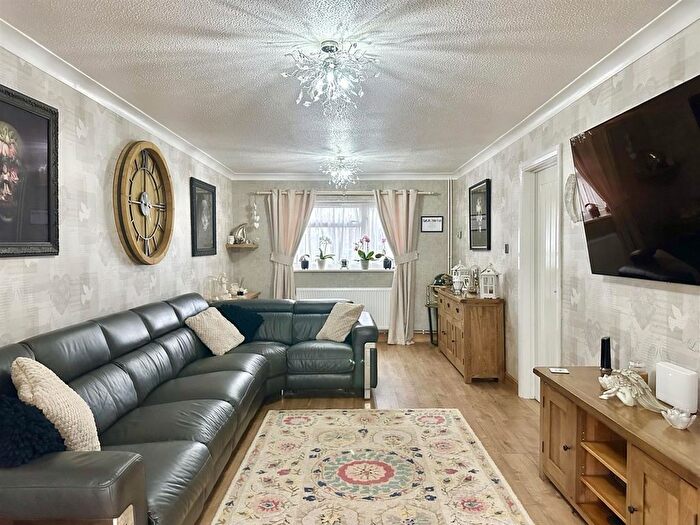 3 Bedroom End Of Terrace House For Sale In Ninfield Road, Bexhill-On-Sea, TN39