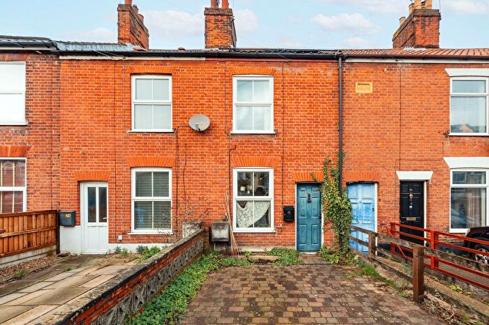2 Bedroom Terraced House For Sale In Sprowston Road, Norwich, NR3