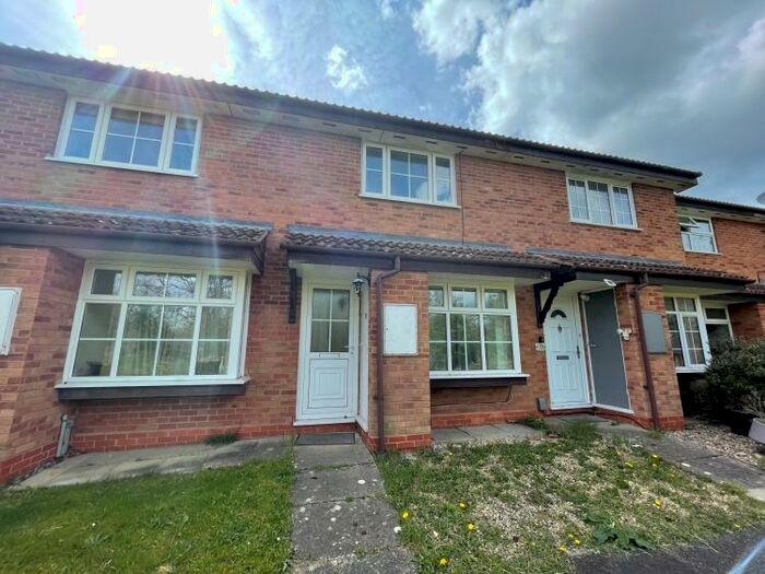 2 Bedroom Terraced House To Rent In Hadland Road. Abingdon, OX14