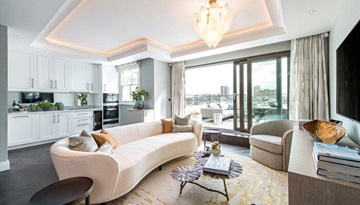 2 Bedroom Flat To Rent In Prince Of Wales Terrace, London, W8