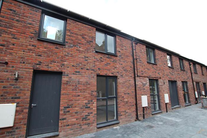 1 Bedroom Mews To Rent In Stapleton Tavern - Easton, BS5