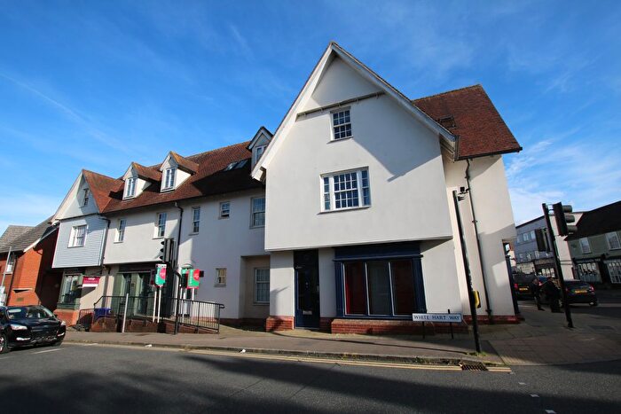 2 Bedroom Flat To Rent In White Hart Way, Dunmow, CM6