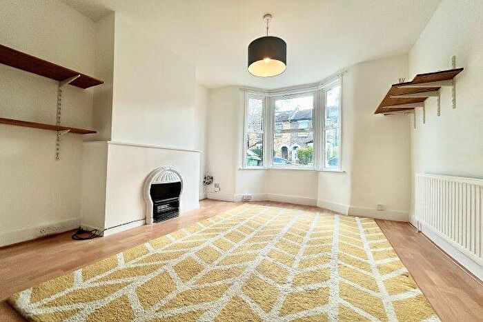 2 Bedroom Property To Rent In Clacton Road, London, E17