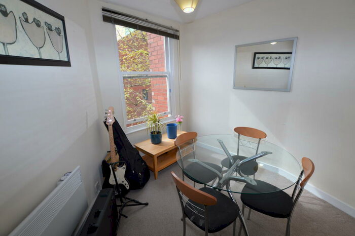 1 Bedroom Apartment To Rent In The Chandlers The Calls Leeds City Centre, LS2
