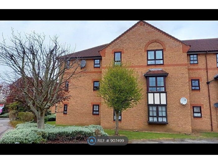2 Bedroom Flat To Rent In Albany Walk, Peterborough, PE2