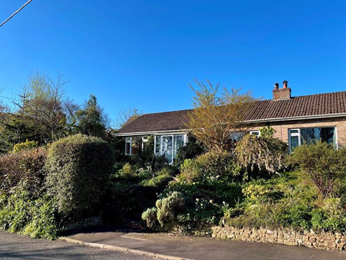 2 Bedroom Bungalow For Sale In Haye Close, Lyme Regis, Dorset, DT7
