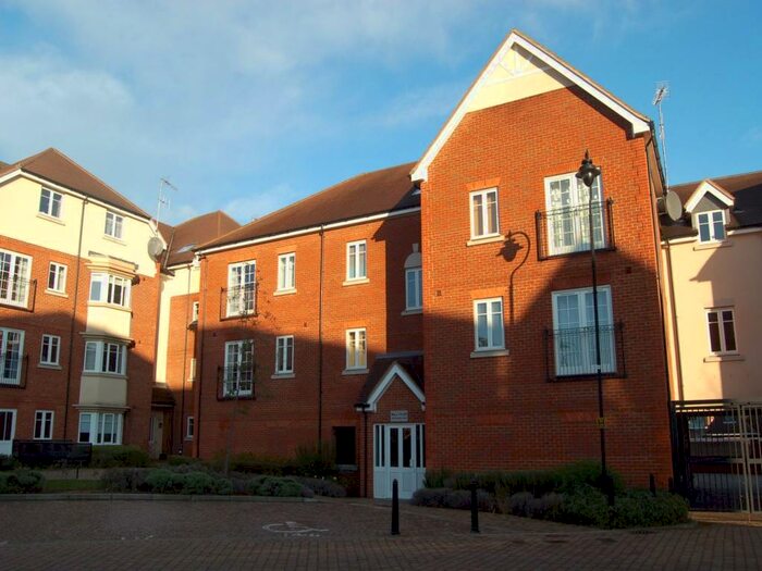 2 Bedroom Apartment To Rent In Peppermint Road, Hitchin, SG5