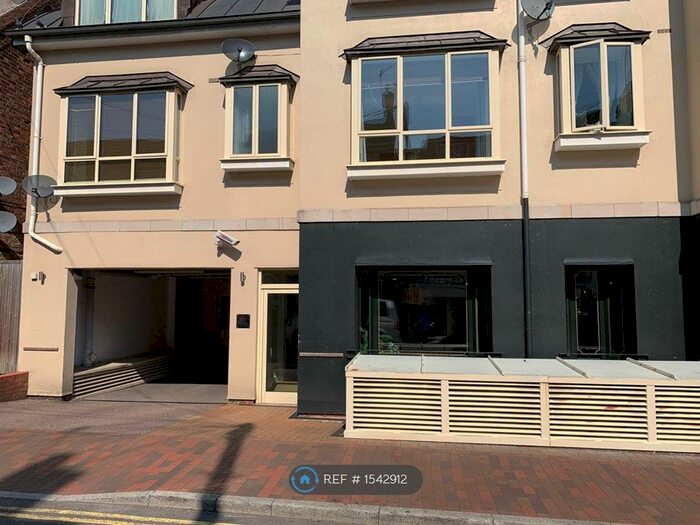 2 Bedroom Flat To Rent In Lime Hill Road, Tunbridge Wells, TN1