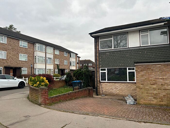 3 Bedroom End Of Terrace House To Rent In Osborne Gardens, Thornton Heath, CR7