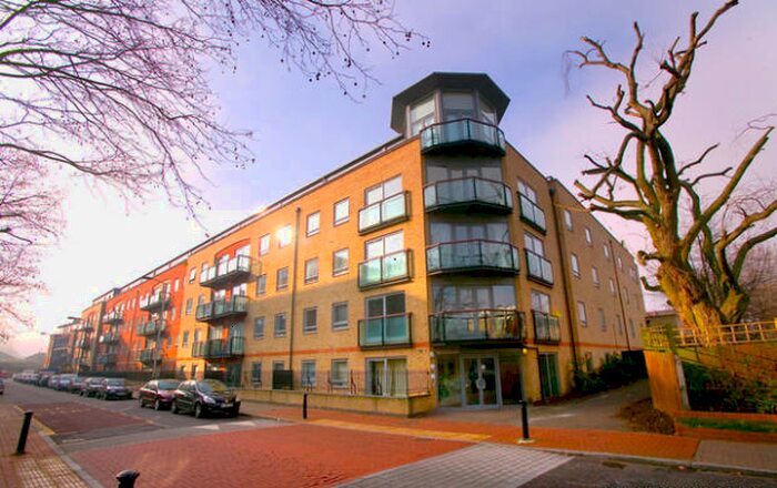 4 Bedroom Flat To Rent In Stanton House, Rotherhithe Street, Surrey Quays, Canada Water, London, SE16