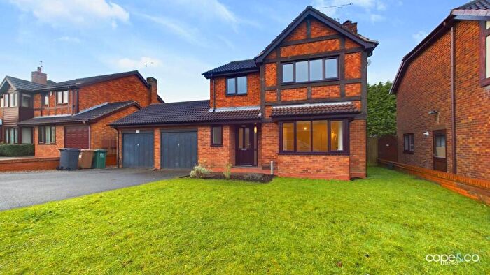 4 Bedroom Detached House To Rent In Westacre Drive, Church Gresley, Swadlincote, Derbyshire, DE11