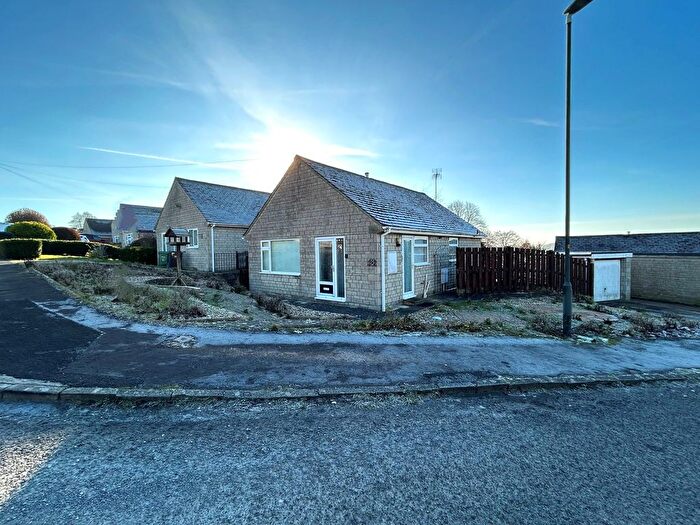 2 Bedroom Detached Bungalow For Sale In Lypiatt View, Bussage, Stroud, GL6