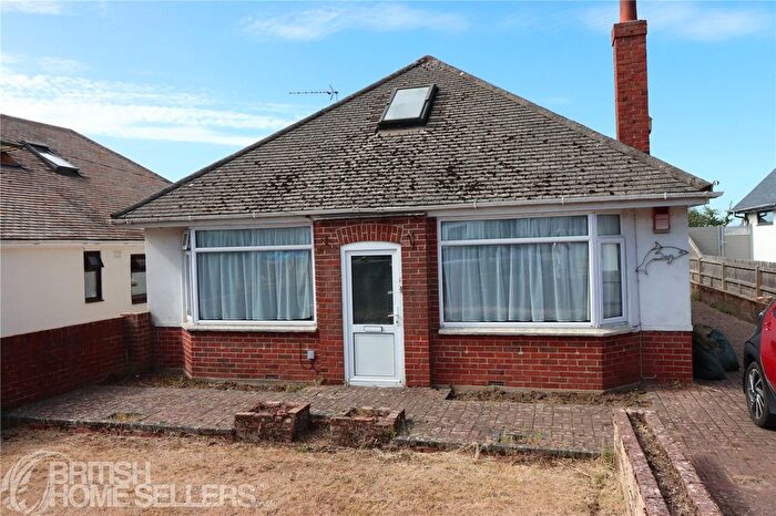 5 Bedroom Bungalow For Sale In Napier Road, Poole, Dorset, BH15