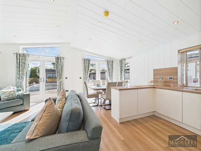3 Bedroom Lodge For Sale In Pendine, Grovelands, Grovelands Park, Llangynin, St Clears, Carmarthenshire, SA33
