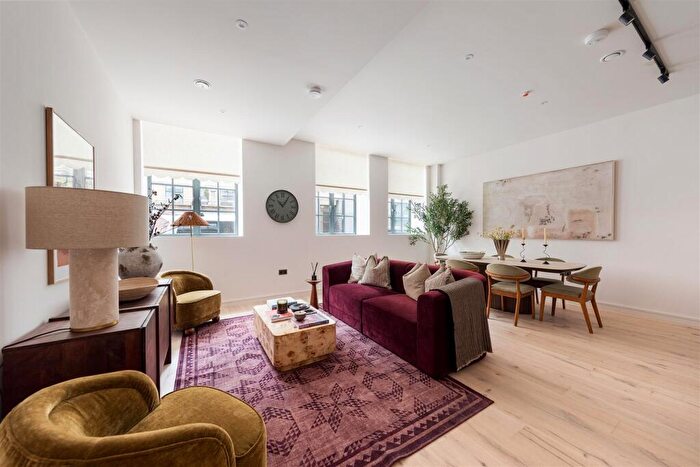 2 Bedroom Flat For Sale In The Threadworks, Hollybush Gardens, Bethnal Green, E2
