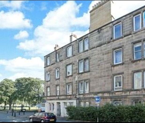 2 Bedroom Flat To Rent In Murieston Road, Edinburgh, EH11