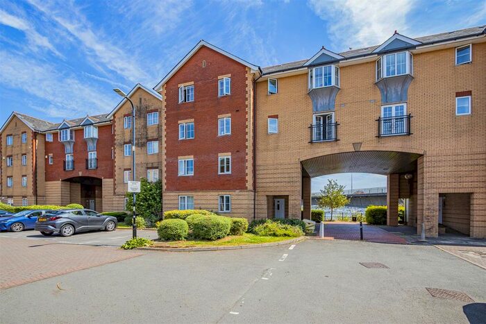 2 Bedroom Flat To Rent In Campbell Drive, Cardiff, CF11