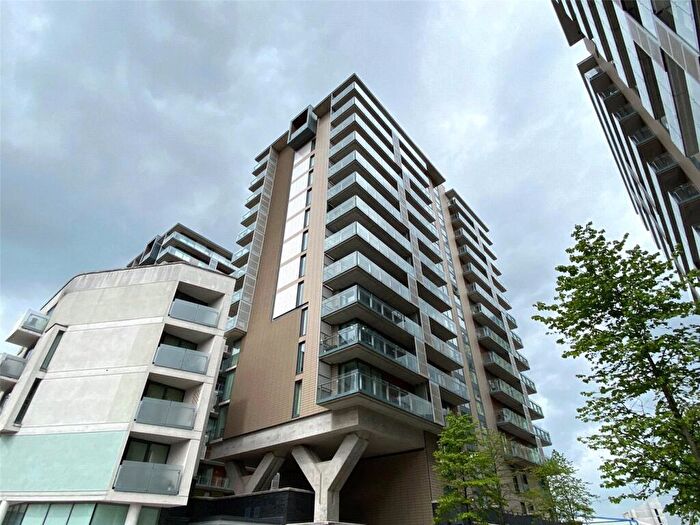 2 Bedroom Apartment To Rent In Spectrum. Block, Blackfriars Road, Manchester City Centre, Salford, M3