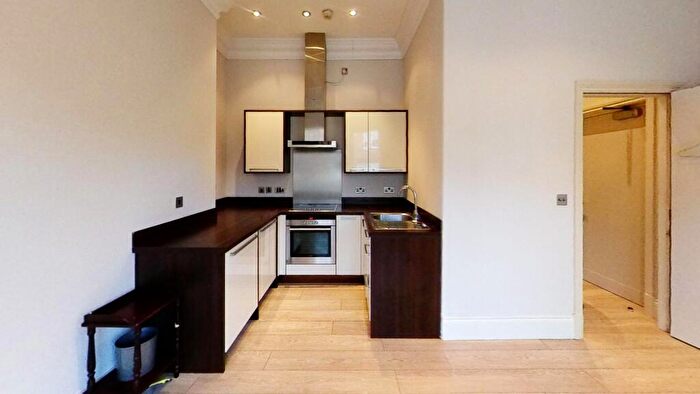 1 Bedroom Apartment To Rent In Knighton Drive, Leicester, LE2