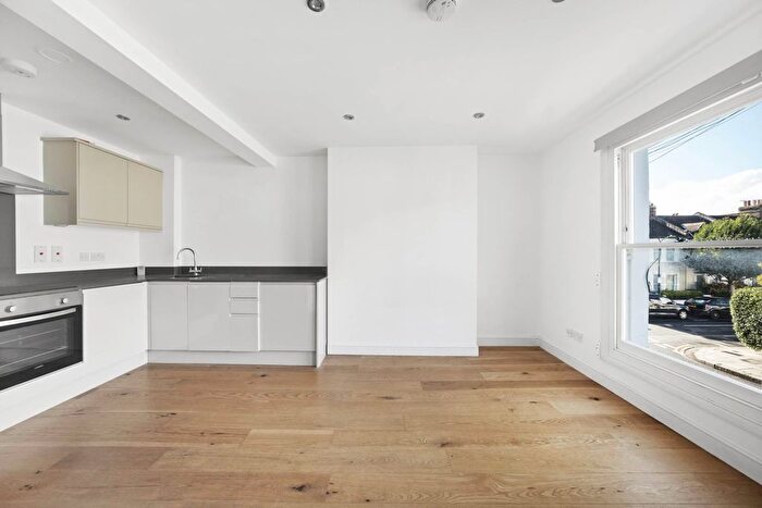 1 Bedroom Flat To Rent In Delaford Street, Fulham, SW6