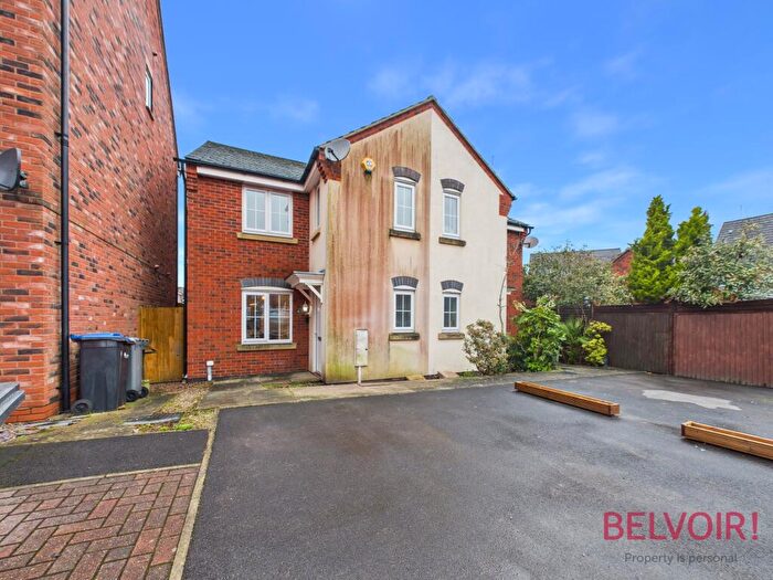 2 Bedroom Semi-Detached House To Rent In Linnet Close, Kirkby-in-Ashfield, NG17