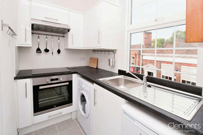 Studio To Rent In Old Town, Hemel Hempstead, HP1