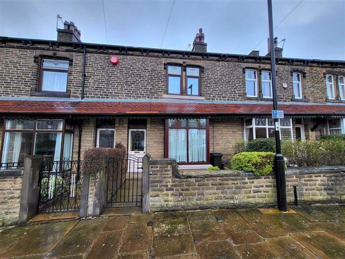 1 Bedroom Apartment To Rent In Dudwell Lane, Skircoat Green, Halifax, HX3