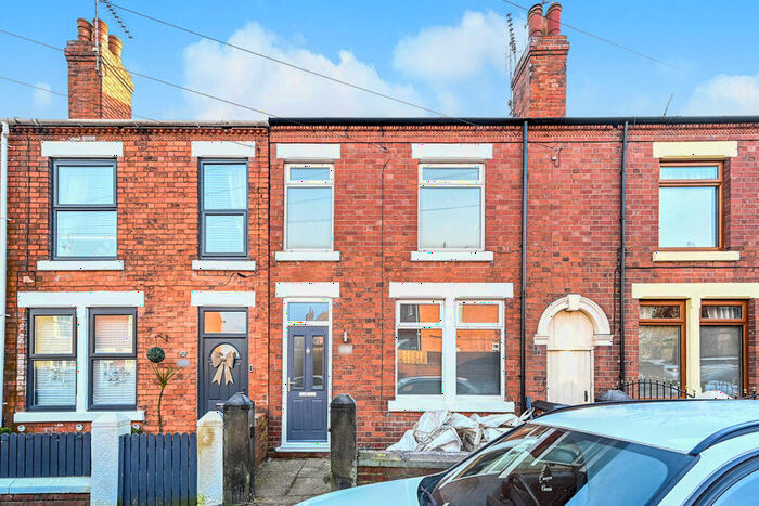 3 Bedroom End Of Terrace House To Rent In Burns Street, Heanor, Derbyshire, DE75