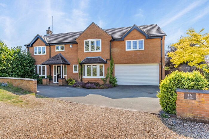 5 Bedroom Detached House For Sale In The Green, Flore, Northampton, NN7