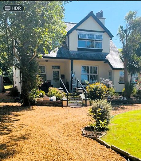 4 Bedroom Detached House For Sale In Llwyngwril, Llwyngwril, LL37