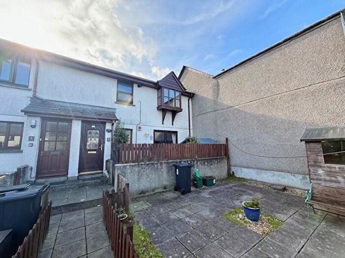 2 Bedroom Flat For Sale In St. Johns Street, Hayle, TR27