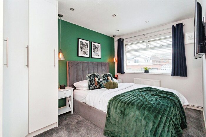 3 Bedroom Terraced House For Sale In Lodge Lane, Dukinfield, Cheshire, SK16