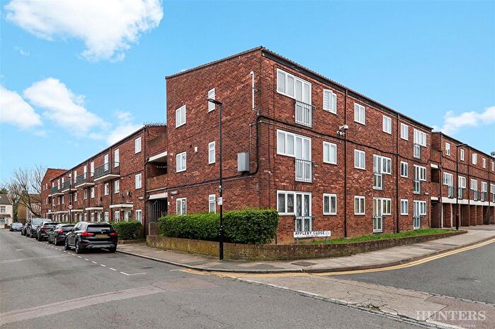 1 Bedroom Flat To Rent In Penrith Road, London, N15