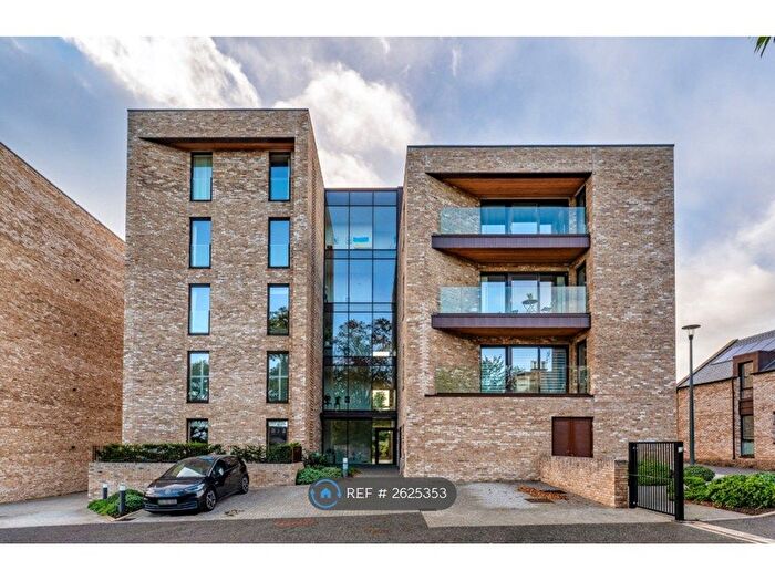 2 Bedroom Flat To Rent In Westerlea Gardens, Edinburgh, EH12