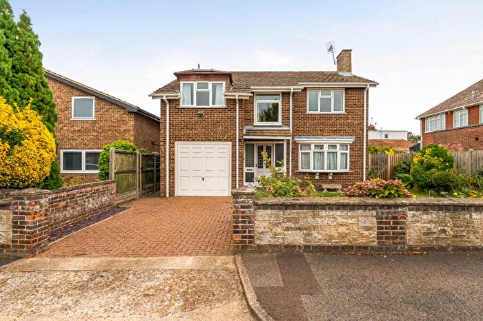 4 Bedroom Detached House For Sale In Dryden Close, Canterbury, Kent, CT1