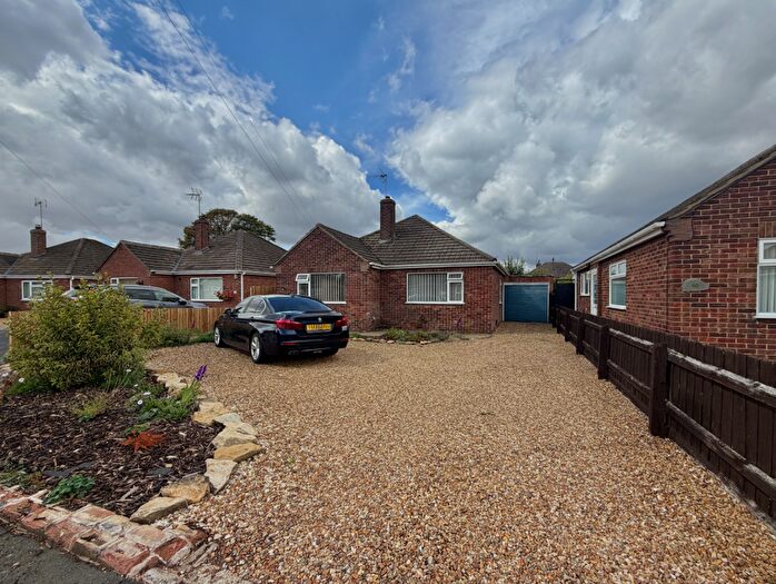3 Bedroom Bungalow To Rent In Desborough Avenue, Peterborough, PE2