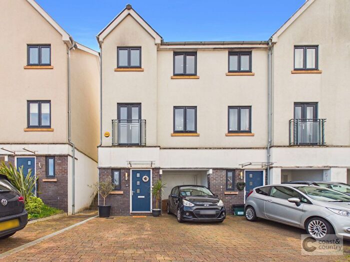 3 Bedroom End Terrace House For Sale In Webster Close, Newton Abbot, TQ12