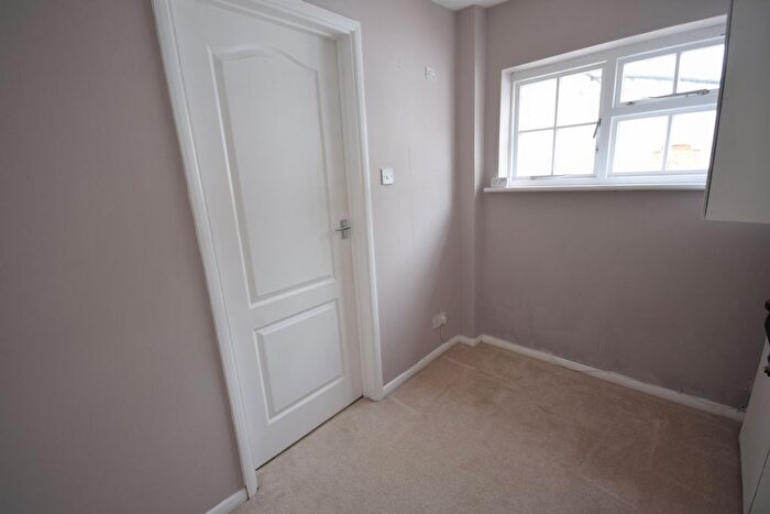 2 Bedroom Cottage To Rent In Mill Place, Chislehurst, BR7