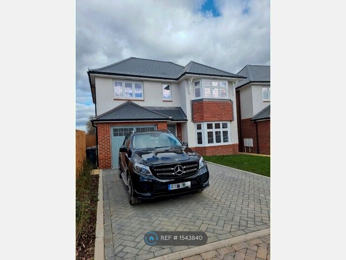 4 Bedroom Detached House To Rent In Armstrong Road, Luton, LU2