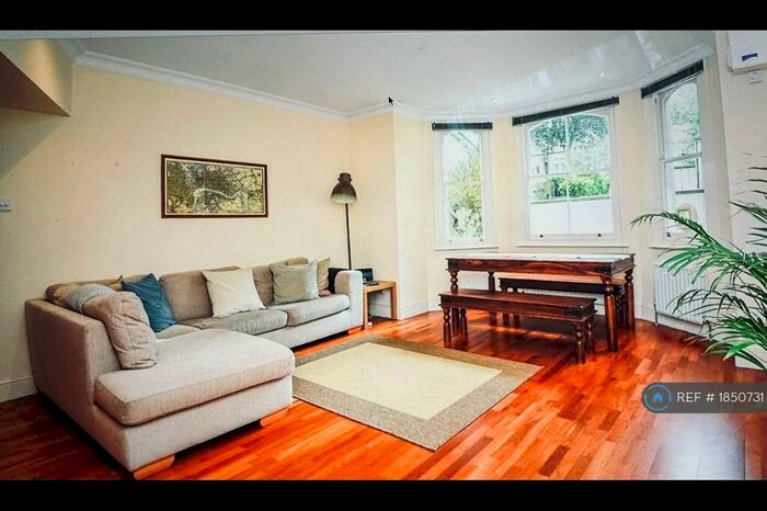 1 Bedroom Flat To Rent In Belsize Avenue, London, NW3