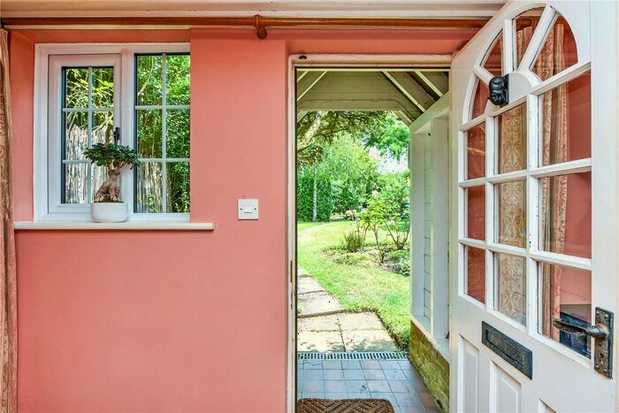 3 Bedroom Terraced House For Sale In Warren Corner, Froxfield, Petersfield, Hampshire, GU32