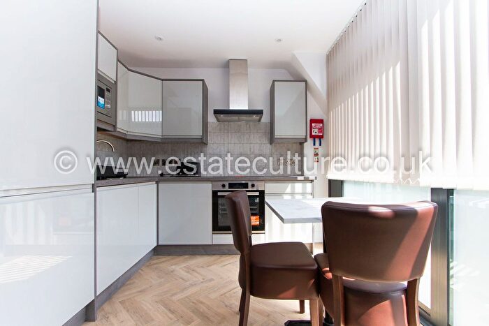 1 Bedroom Flat To Rent In Flat - Corporation Street, Coventry, CV1
